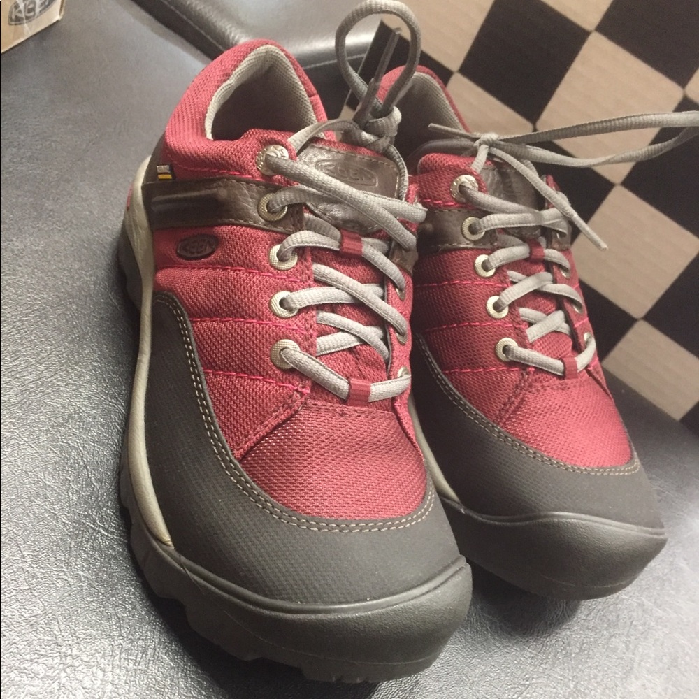 KEEN Presidio Sport Sneaker Shoe Zinfandel sz 8